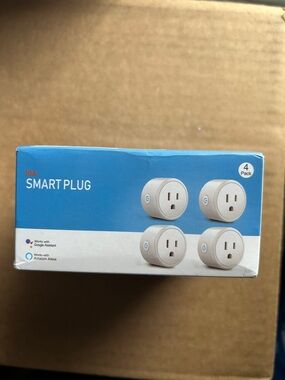 Smart Plug 4-Pack in White and Blue Packaging